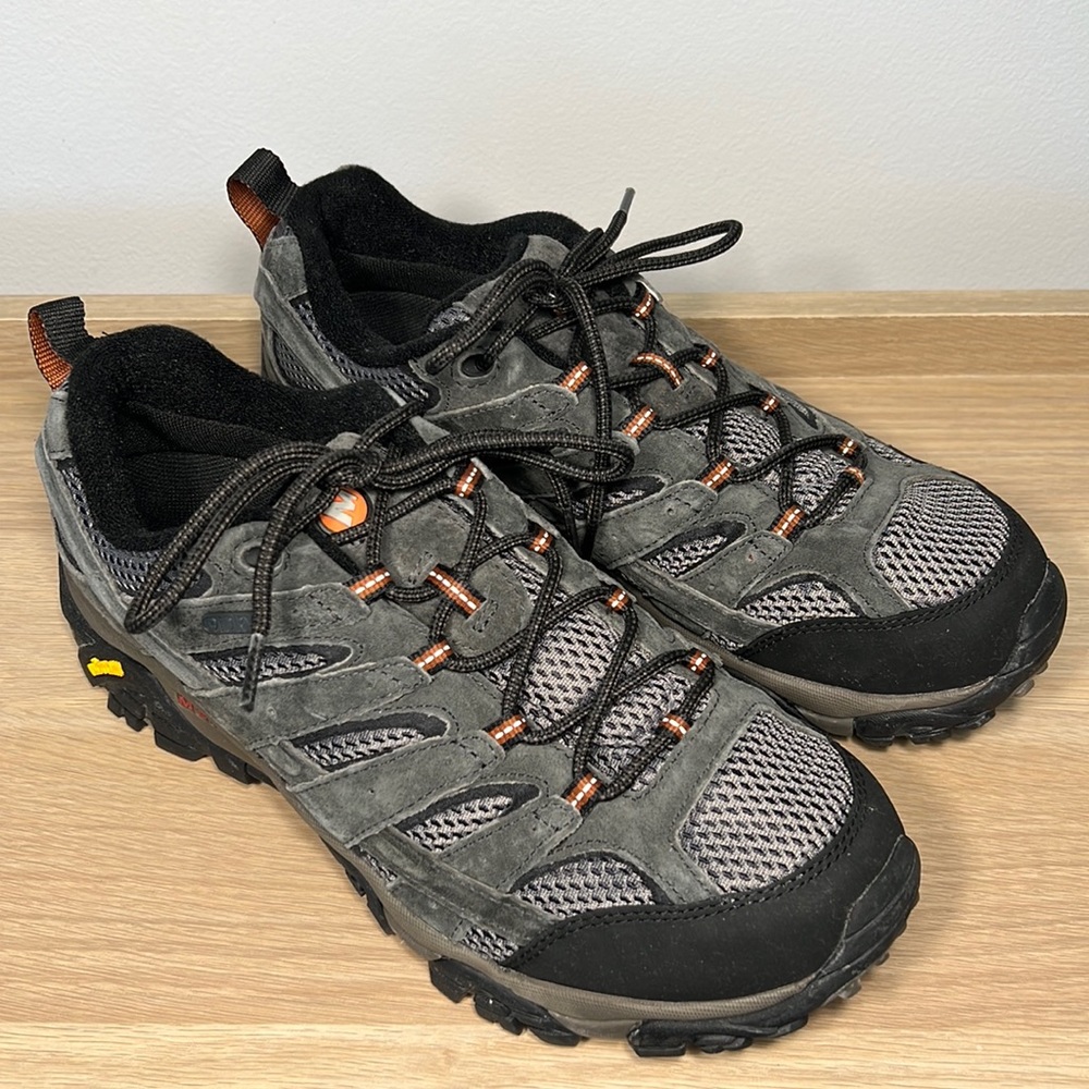 Worn once Merrell Beluga hiking trail outdoors sneakers size 10 NO box